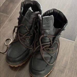 Ecco Men's Black Leather Goretex Boots